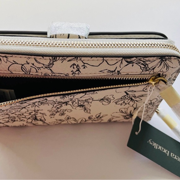 Vera Bradley Bloom Cottage Cream Large Tab Wallet - Picture 5 of 9